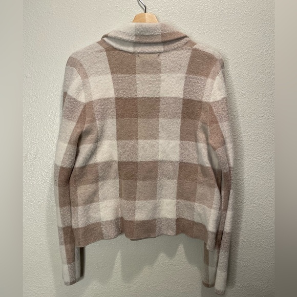 Rachel Zoe Women’s Cream and Brown Checkered Blazer Size Medium Soft and Fuzzy - Picture 2 of 6